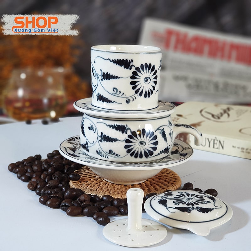 Bộ phin gồm 1 cốc pha cà phê là 1 phin