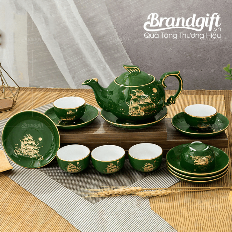 bo-am-chen-xanh-ngoc-luc-dang-chim-hac-hoa-tiet-thuan-buom-xuoi-gio-ve-vang