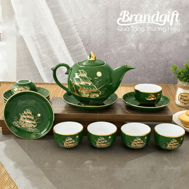 bo-am-chen-xanh-ngoc-luc-hoa-tiet-thuan-buom-xuoi-gio-ve-vang