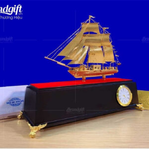 mo-hinh-thuyen-buom-phong-thuy-dat-vang-24k-cao-cap-13 (5)