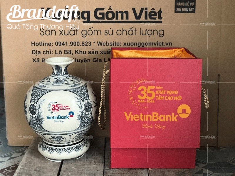 binh-hut-loc-in-logo-ky-niem-35-nam-thanh-lap-vietinbank-6