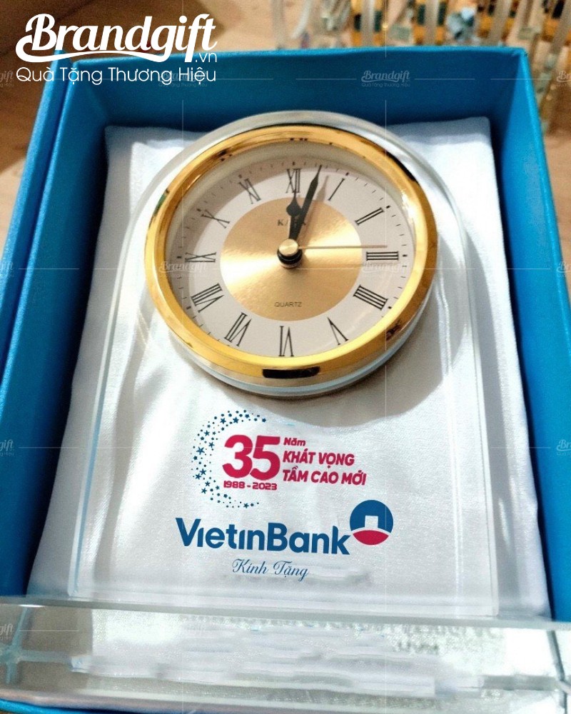 dong-ho-de-ban-in-logo-vietinbank-4