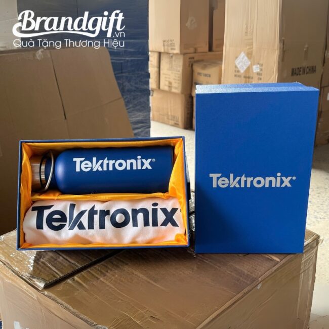 chi-tiet-logo-tren-san-pham Chi tiết logo trên sản phẩm