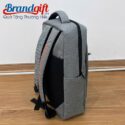 balo-dung-laptop-qua-tang-in-logo-vai-900pu-chong-xoc-mau-xam-bl-04 (3)