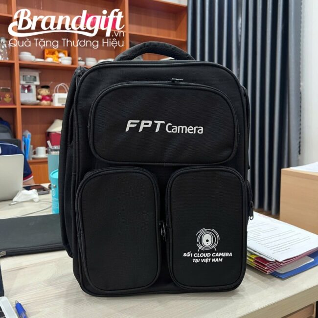 balo-laptop-theu-logo-qua-tang-vai-900pu-mau-den-bl-01 (2) balo-laptop-theu-logo-qua-tang-vai-900pu-mau-den-bl-01 (2)