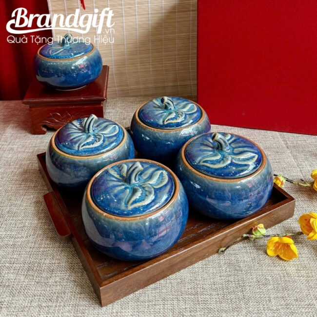 bo-hu-mut-qua-tang-tet-men-hoa-bien-xanh-lam-dang-qua-bi-kem-khay-go-km-35 (4)