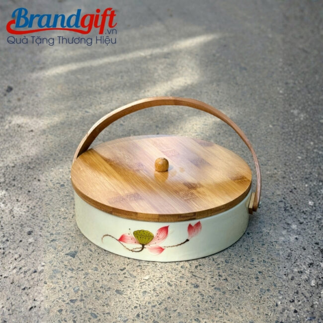 bo-khay-mut-tron-in-logo-qua-tang-tet-4-ngan-tay-xach-go-ve-sen-hong-km-43