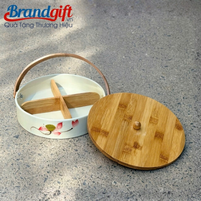 bo-khay-mut-tron-in-logo-qua-tang-tet-4-ngan-tay-xach-go-ve-sen-hong-km-43