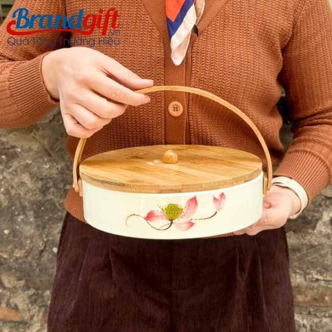 bo-khay-mut-tron-in-logo-qua-tang-tet-4-ngan-tay-xach-go-ve-sen-hong-km-43