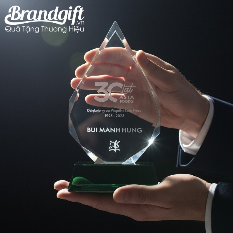 bieu-trung-pha-le-qua-tang-in-logo-dang-ngon-lua-de-xanh-ngoc-knc-05