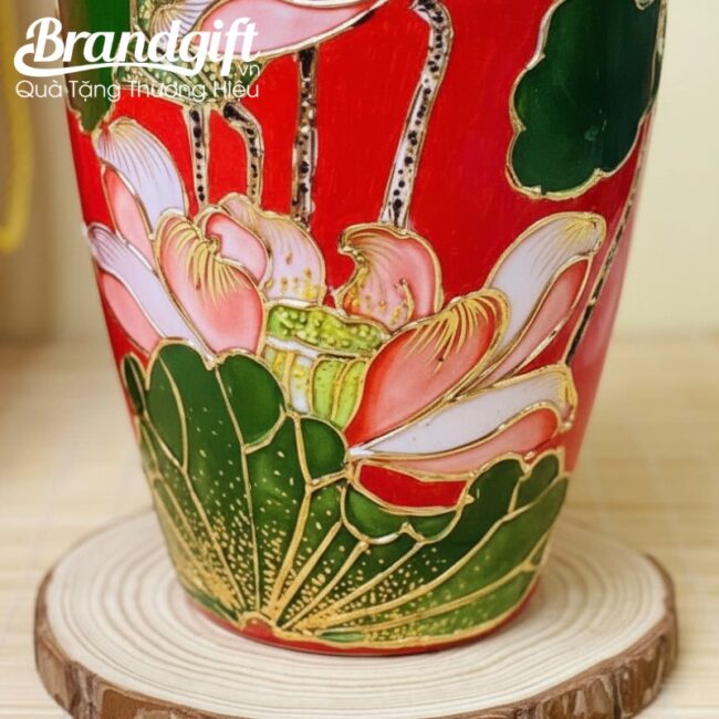 binh-hoa-gom-su-qua-tang-men-do-ve-noi-hoa-sen-vang-kim-lhgs-123 (8) binh-hoa-gom-su-qua-tang-men-do-ve-noi-hoa-sen-vang-kim-lhgs-123