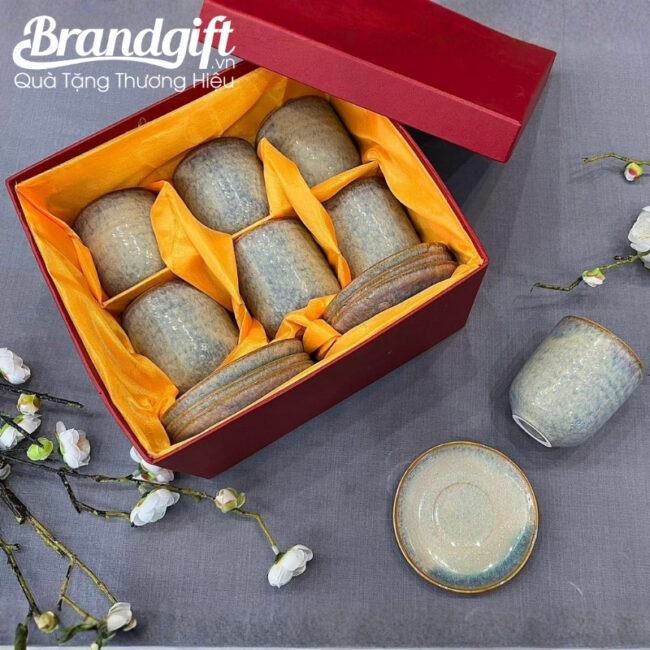 bo-6-coc-su-qua-tang-men-hoa-bien-khong-quai-kem-dia-lot-cst-m109 (2) bo-6-coc-su-qua-tang-men-hoa-bien-khong-quai-kem-dia-lot-cst-m109