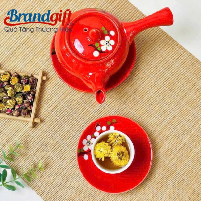 bo-am-tra-gom-su-men-do-in-logo-ve-hoa-dao-trang-dang-chuoi-at-110 (4) bo-am-tra-gom-su-men-do-in-logo-ve-hoa-dao-trang-dang-chuoi-at-110