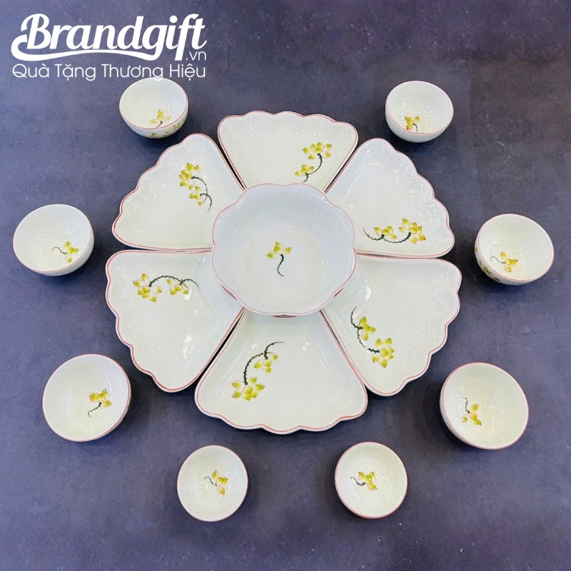 bo-bat-dia-hoa-mat-troi-qua-tang-ve-tay-hoa-sen-vang-bd-48