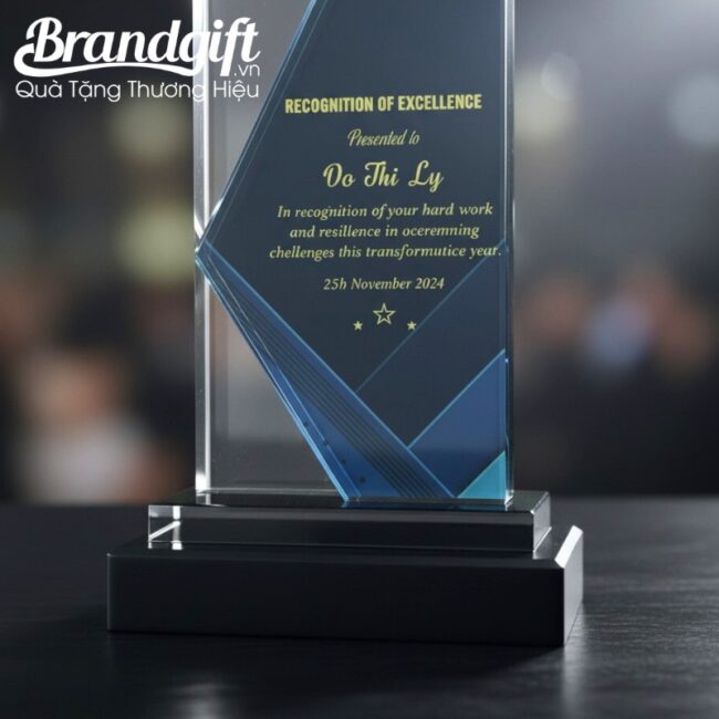 cup-ky-niem-pha-le-in-logo-qua-tang-khoi-tru-xanh-thien-thanh-cach-dieu-knc-10 (9) cup-ky-niem-pha-le-in-logo-qua-tang-khoi-tru-xanh-thien-thanh-cach-dieu-knc-10