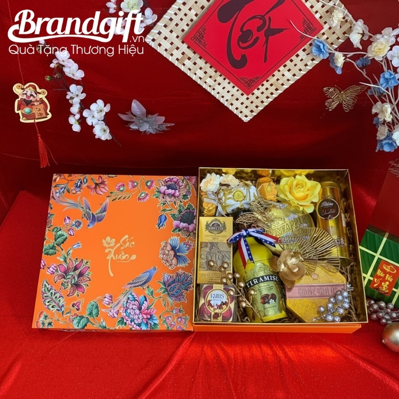 gio-banh-keo-qua-tet-in-logo-hop-hoa-dieu-cat-tuong-sqt-03