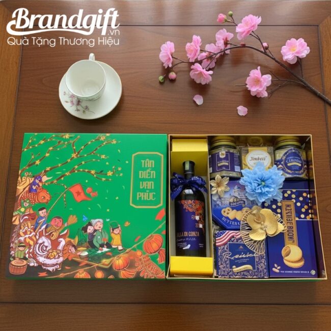 gio-qua-tet-dung-banh-keo-hoa-tiet-tray-hoi-mua-xuan-sqt-05 (6) gio-qua-tet-dung-banh-keo-hoa-tiet-tray-hoi-mua-xuan-sqt-05