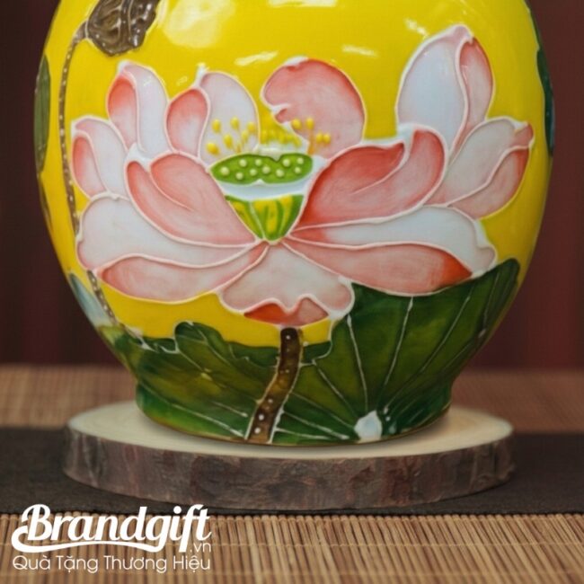 hu-dung-tra-bat-trang-qua-tang-nhat-ha-lien-hoa-ve-tay-200g-hdt-57 (7) hu-dung-tra-bat-trang-qua-tang-nhat-ha-lien-hoa-ve-tay-200g-hdt-57