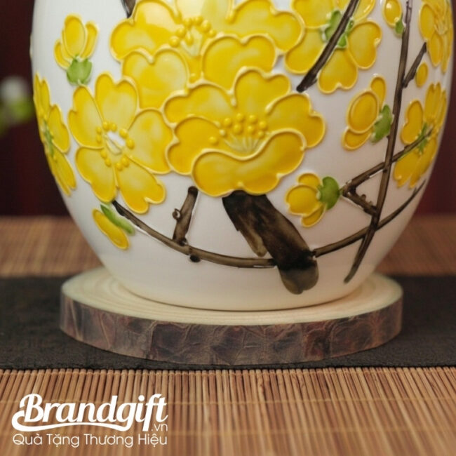 hu-dung-tra-su-trang-qua-tang-in-logo-ve-canh-mai-vang-dang-tron-200g-hdt-53 (4) hu-dung-tra-su-trang-qua-tang-in-logo-ve-canh-mai-vang-dang-tron-200g-hdt-53