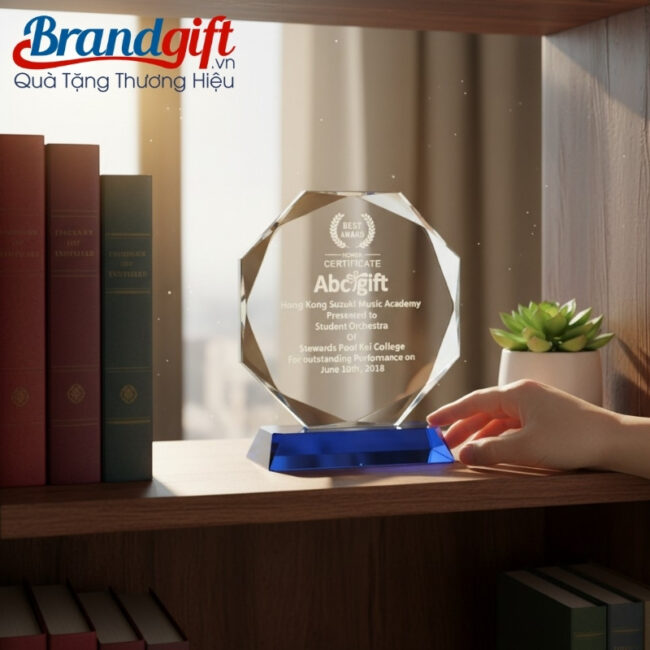 ky-niem-chuong-pha-le-qua-tang-bat-giac-de-xanh-phi-15cm-knc-02 (5) ky-niem-chuong-pha-le-qua-tang-bat-giac-de-xanh-phi-15cm-knc-02