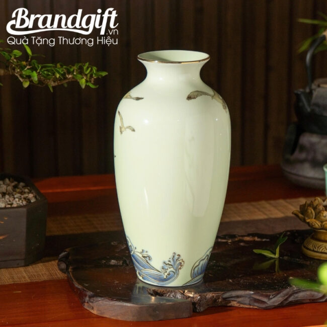 lo-hoa-gom-su-qua-tang-men-ngoc-hoa-tiet-thuyen-hai-au-vang-kim-28cm-lhgs-119