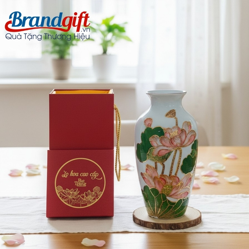 lo-hoa-su-trang-in-logo-qua-tang-ve-noi-hoa-sen-vang-kim-lhgs-124