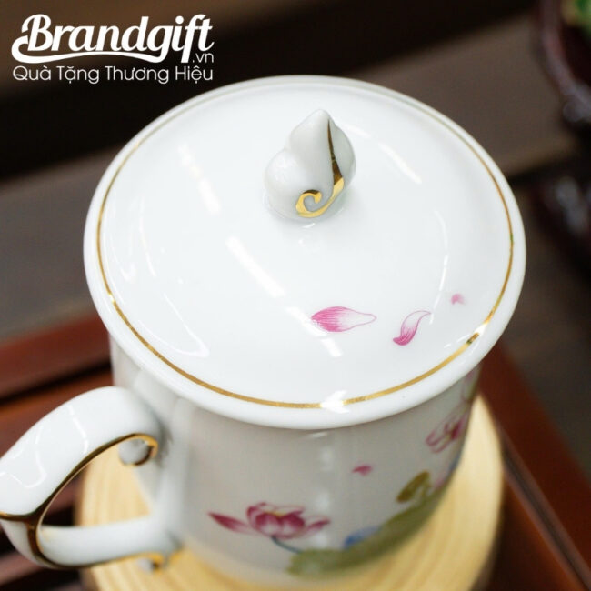 ly-su-in-logo-qua-tang-hoa-sen-hong-ke-chi-vang-nap-lua-cst-m100 (4) ly-su-in-logo-qua-tang-hoa-sen-hong-ke-chi-vang-nap-lua-cst-m100