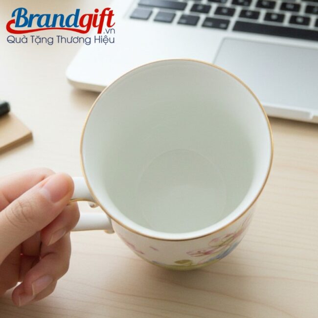 ly-su-in-logo-qua-tang-hoa-sen-hong-ke-chi-vang-nap-lua-cst-m100 (6) ly-su-in-logo-qua-tang-hoa-sen-hong-ke-chi-vang-nap-lua-cst-m100