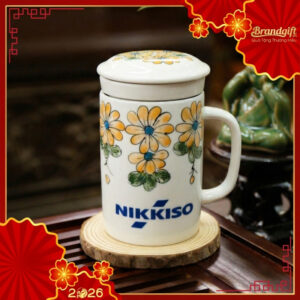 ly-su-loc-tra-co-nap-qua-tang-in-logo-ve-hoa-vang-300ml-cst-m101