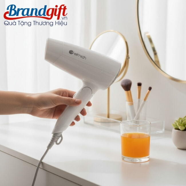 may-say-toc-elmich-in-logo-qua-tang-1100w-mau-trang-mst-01 (4) may-say-toc-elmich-in-logo-qua-tang-1100w-mau-trang-mst-01