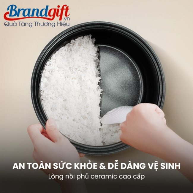 noi-com-dien-elmich-qua-tang-dung-tich-1-2l-700w-mau-kem-ncd-02