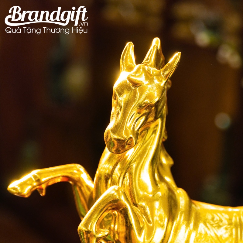 tuong-kim-ma-uy-phong-qua-tang-in-logo-dat-vang-24k-tlv-08