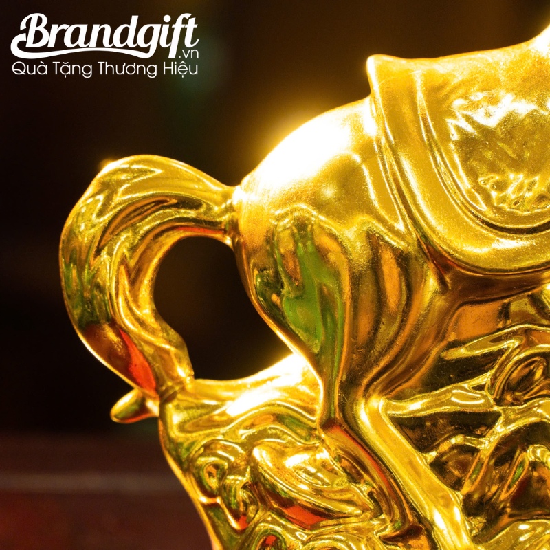tuong-kim-ma-uy-phong-qua-tang-in-logo-dat-vang-24k-tlv-08