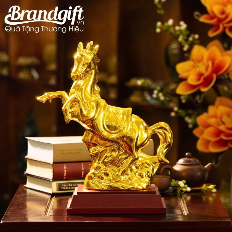 tuong-kim-ma-uy-phong-qua-tang-in-logo-dat-vang-24k-tlv-08