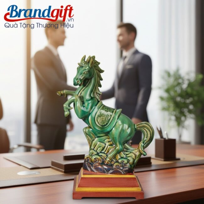 tuong-linh-vat-luc-ma-cat-tuong-men-ran-41x36x11cm-tlv-02