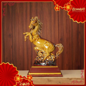 tuong-ngua-bat-trang-phong-thuy-men-hoang-tho-qua-tang-tlv-05