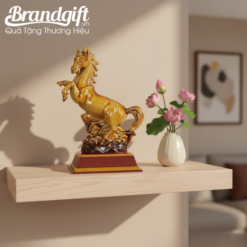 tuong-ngua-bat-trang-phong-thuy-men-hoang-tho-qua-tang-tlv-05