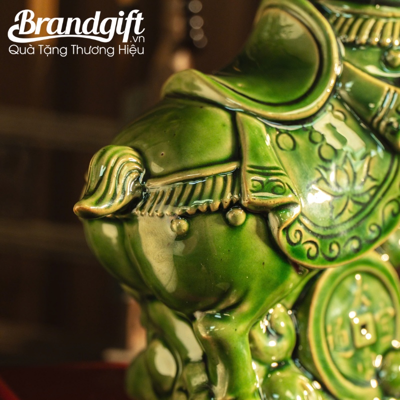 tuong-ngua-tai-loc-bich-ngoc-in-logo-qua-tang-tet-binh-ngo-2026-tlv-06