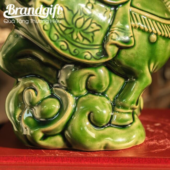 tuong-ngua-tai-loc-bich-ngoc-in-logo-qua-tang-tet-binh-ngo-2026-tlv-06 (13) tuong-ngua-tai-loc-bich-ngoc-in-logo-qua-tang-tet-binh-ngo-2026-tlv-06