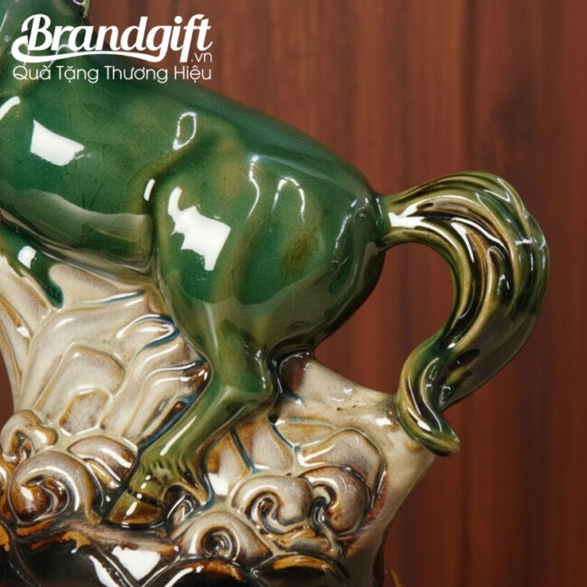 tuong-thanh-ma-uy-phong-qua-tang-men-xanh-ngoc-kem-de-go-tlv-09 (5) tuong-thanh-ma-uy-phong-qua-tang-men-xanh-ngoc-kem-de-go-tlv-09