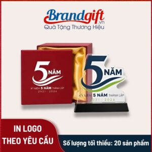Biểu trưng pha lê số 5 quà tặng in logo