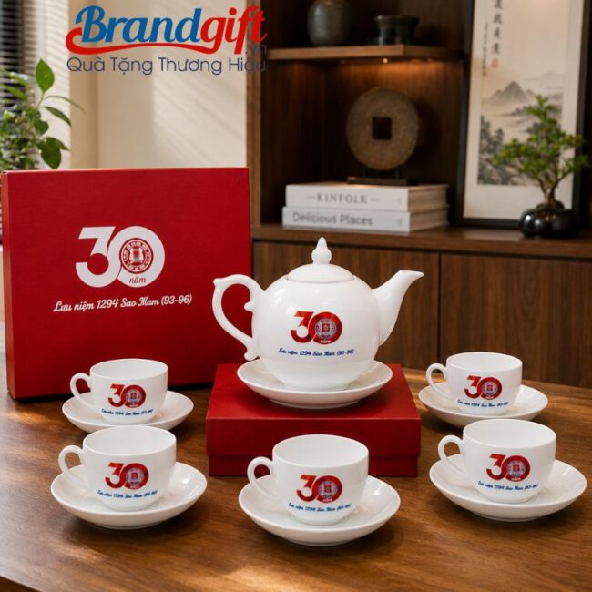 Bộ ấm chén in logo quà tặng dáng bưởi lửa lưu niệm