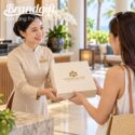 Bộ Giftset 3 món mũ lưỡi trai, cốc sứ và khăn lụa