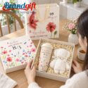 Set quà tặng 8/3 cốc giữ nhiệt và khăn gấp gấu