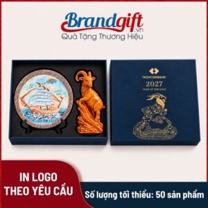 Bộ quà tặng giftset đĩa sứ và tượng Dê