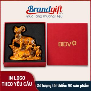 Tượng dê men hoàng thổ quà tặng