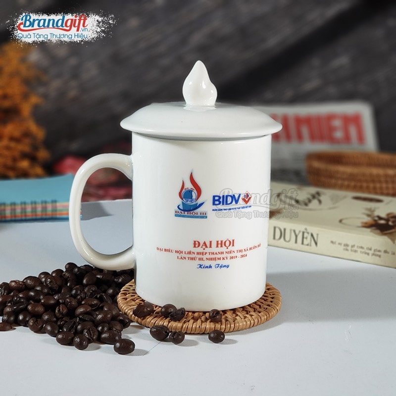 ly sứ quà tặng Đại Hội Đảng